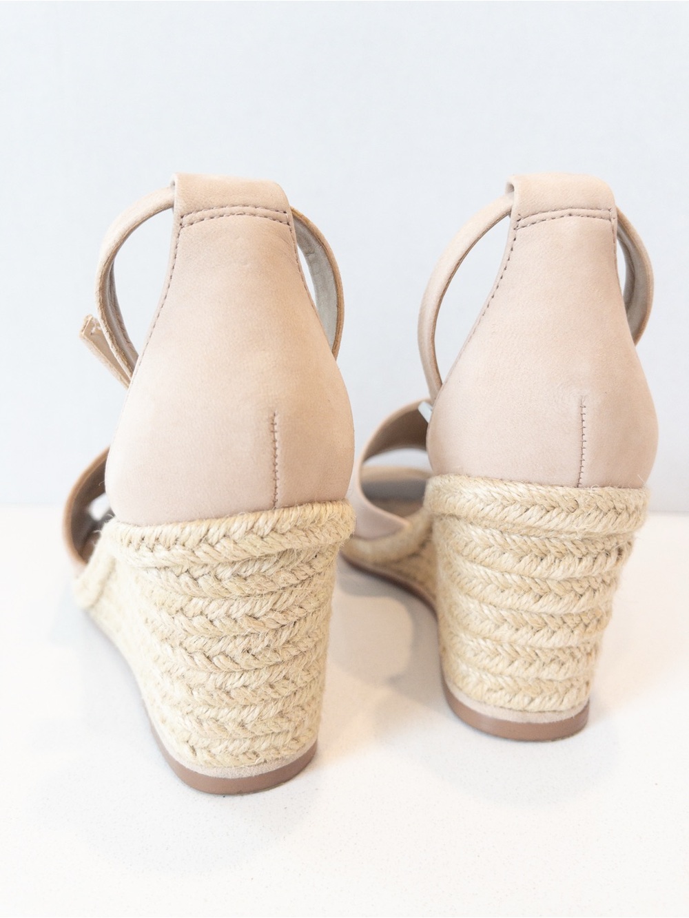 Women’s Beige Suede Espadrille Wedge Sandals Size 6 - Picture 4 of 8